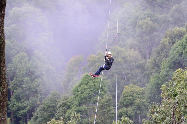 Extream Zipline @ Kingkong Smile and Dip in Hot Spring  - Photo 1 of 11