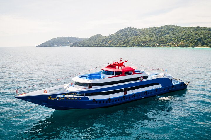 Ferry Transfer from Krabi Klong Jilad Pier to Phi Phi Tonsai - Photo 1 of 8