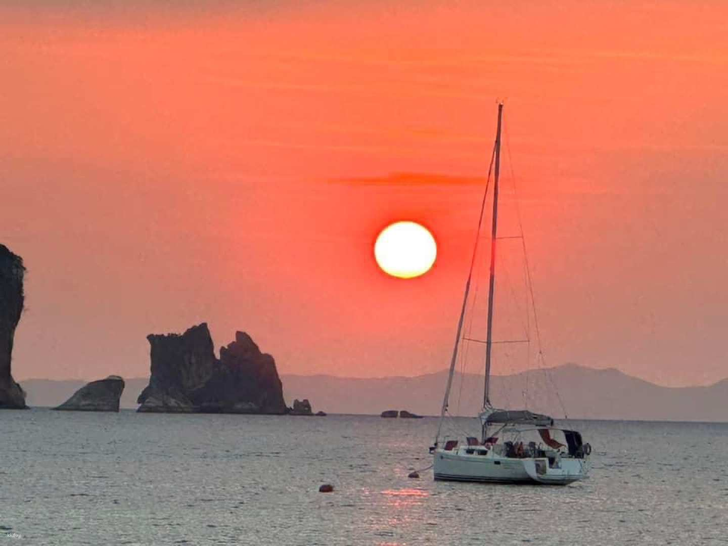 From Krabi: Phi Phi & 4 Islands Sunset Tour by Speedboat | Thailand - Photo 1 of 9