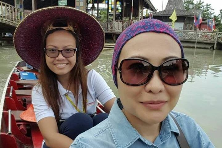 Floating market boat ride