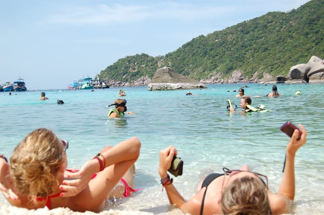 Koh Tao and Koh Nangyuan Catamaran Tour with Snorkelling - Photo 1 of 9