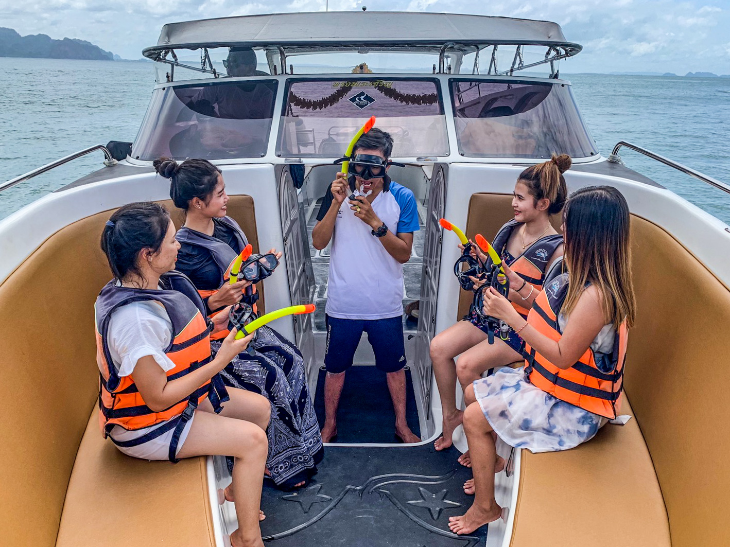 Krabi 4 Islands Day Tour by Speedboat - Photo 1 of 10