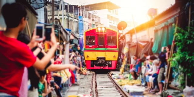 Maeklong Railway & Damnoen Saduak Floating Market Tour	 - Photo 1 of 11