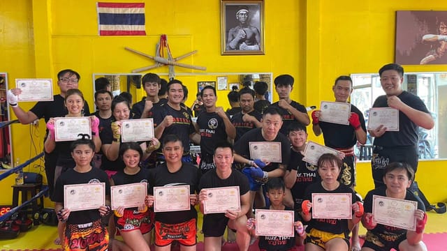 master-o-muay-thai-private-training-experience-with-certificate-bangkok_1