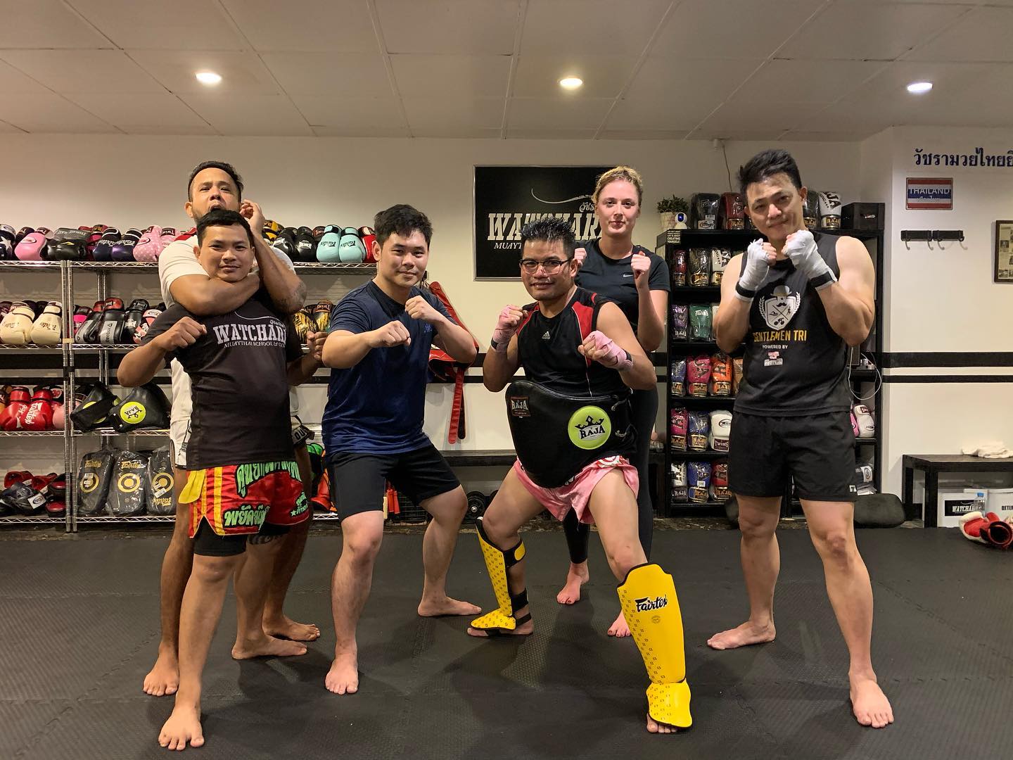 Kelas Tinju Muay Thai oleh Watchara Muay Thai Gym - Photo 1 of 10