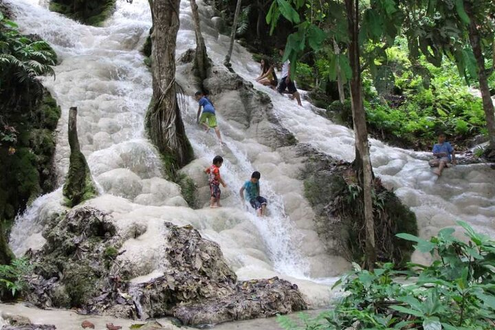 One Day Sticky Waterfall, White Water Rafting,Elephants Sanctuary - Photo 1 of 8