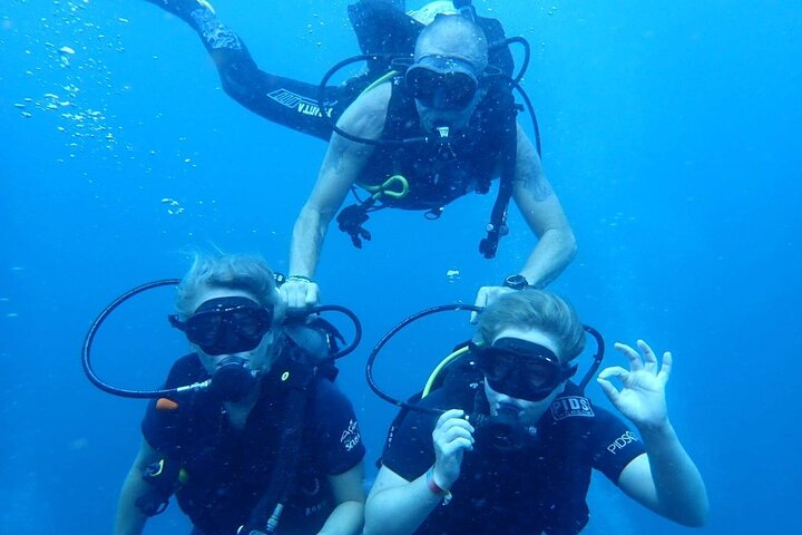 PADI Discover Scuba Diving at Sail Rock From Koh Phangan (Beginners) - Photo 1 of 5