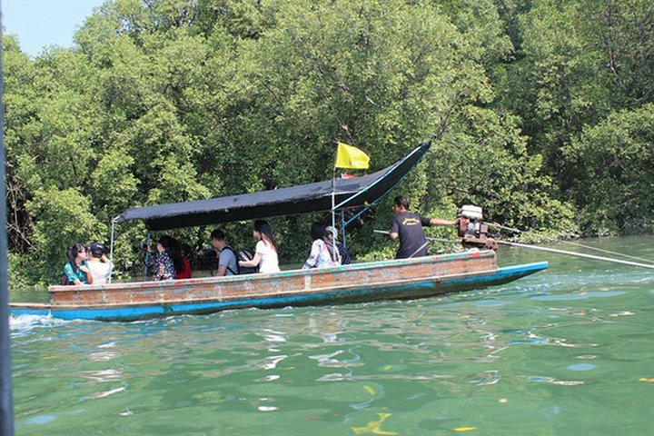 Travelling down the Pranburi River