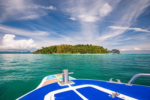 Sea Breeze Calm You On Phi Phi Islands Tour From Krabi - Photo 1 of 19