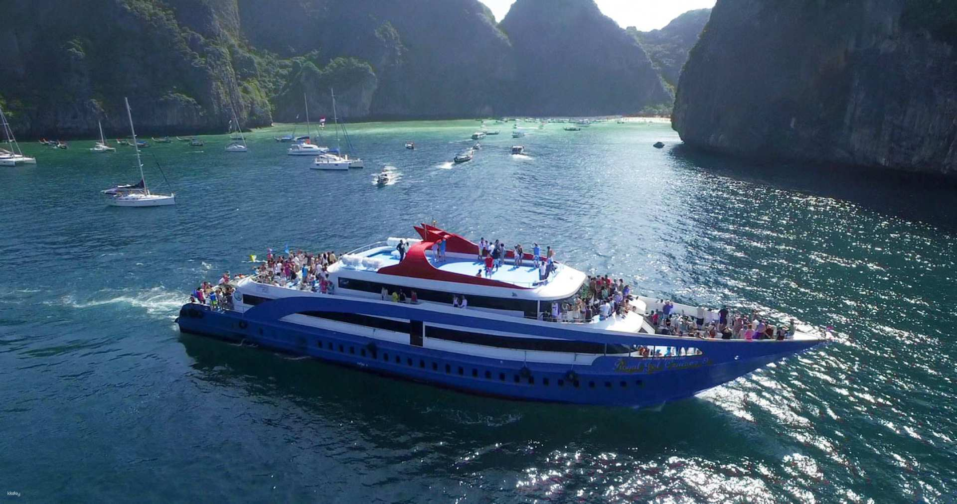 Snorkeling Ferry Cruise from Phuket to the Phi Phi Islands (Standard Class) | Thailand - Photo 1 of 10