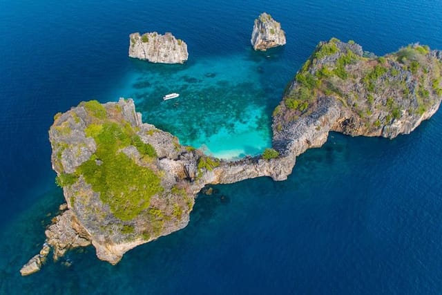 Snorkeling Tour to Rok - Haa Island