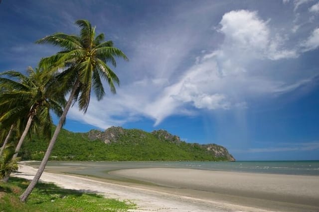 Stunning Ao Manao Bay & Prachuabkirikhan Private Guided Tour of Hua Hin - Photo 1 of 11