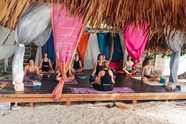 Sunrise yoga class overlooking the beach, the sea & sunrise . - Photo 1 of 18