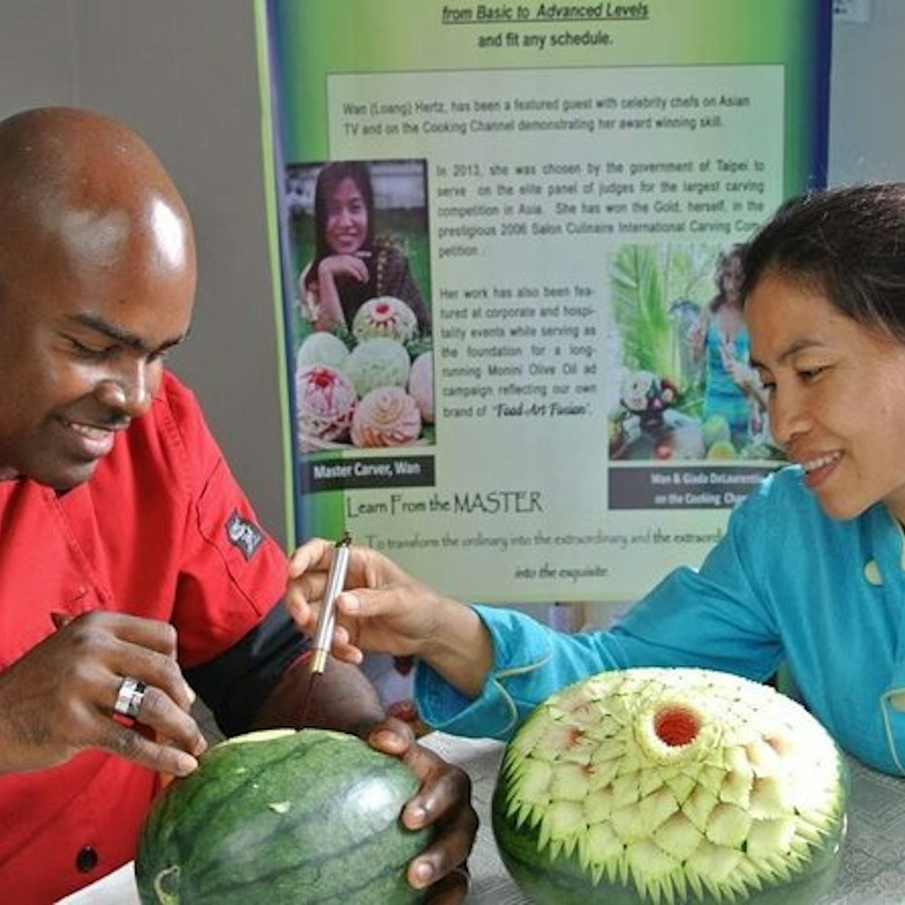 Traditional Thai Fruit and Vegetable Carving Class - Photo 1 of 14