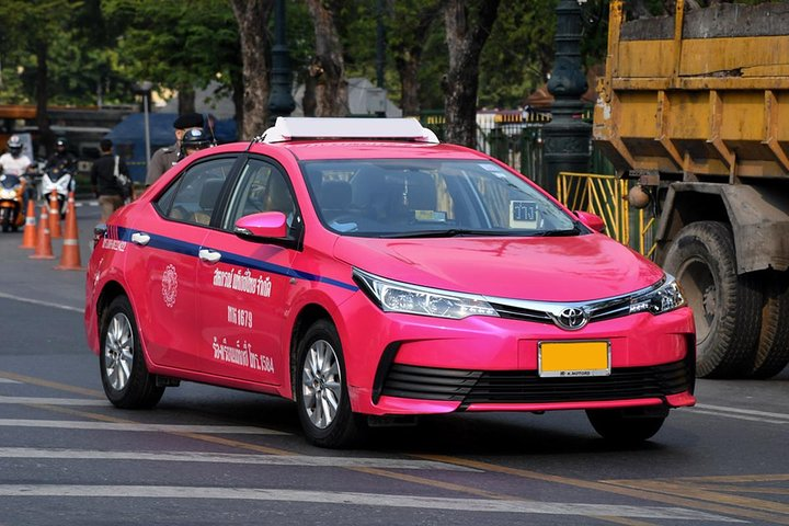 Transport (Pattaya Hotel to Hua Hin Hotel) - Photo 1 of 4