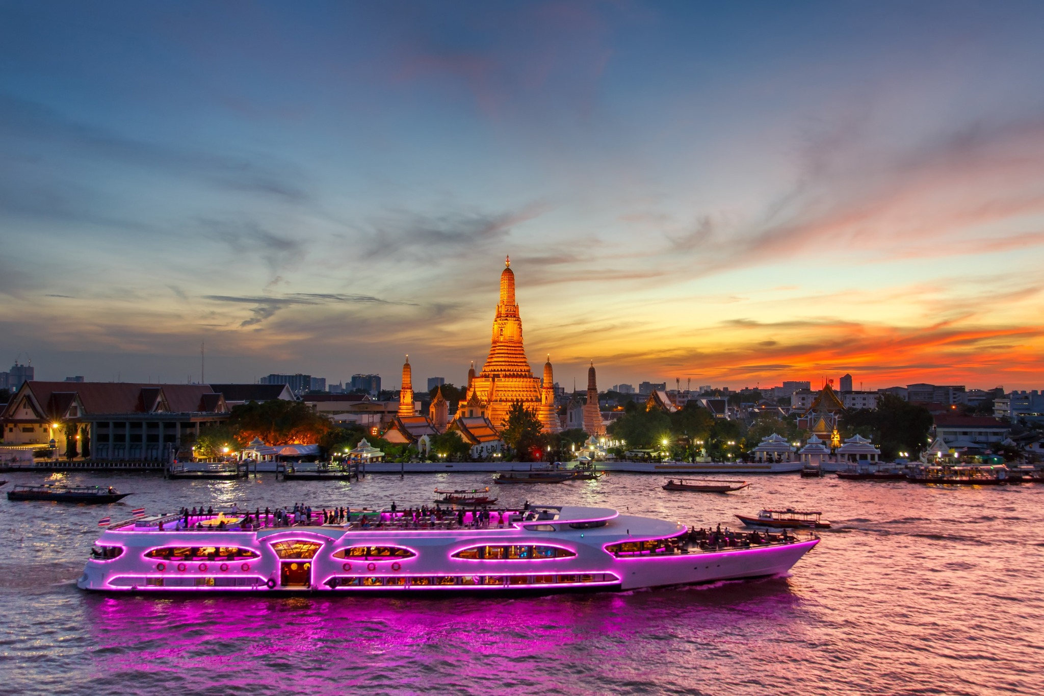 Wonderful Pearl Dinner Cruise in Bangkok - Photo 1 of 13