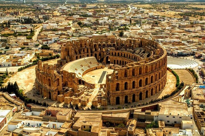 EL Jem Roman Colosseum, Amphitheater