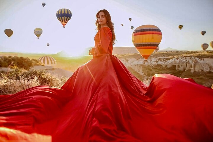 2 Hours Private Photoshoot at Sunrise in Cappadocia - Photo 1 of 11