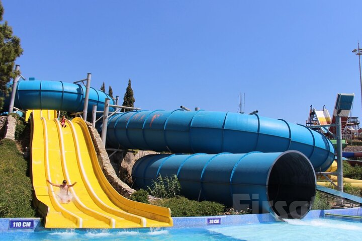 Bodrum Aquapark Ticket - Photo 1 of 9