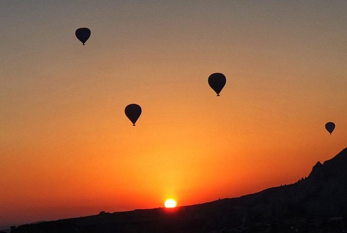 Sunrise Balloon Tour over Cappadocia,Discover Amazing Cappadocia from the Sky.