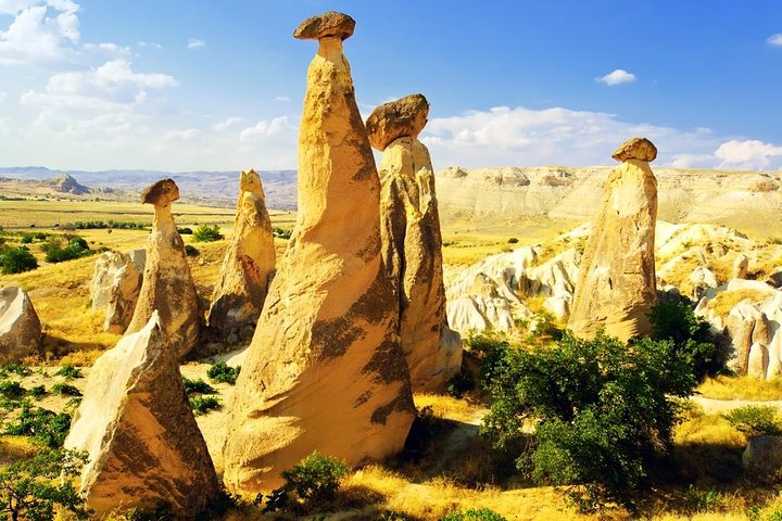 Cappadocia In One Day Small-Group Tour from Istanbul: Ozkonak Underground City, Uchisar and Open-Air Museum in Goreme