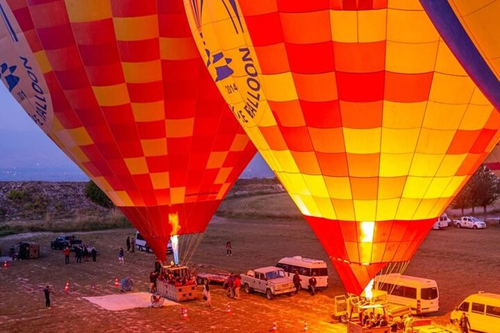 Independent Pamukkale Tour From Izmir With Hot Air Balloon Flight - Photo 1 of 9