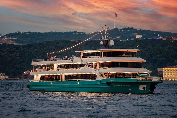 İstanbul Bosphorus Dinner Cruise with Traditional Turkish Show - Photo 1 of 13