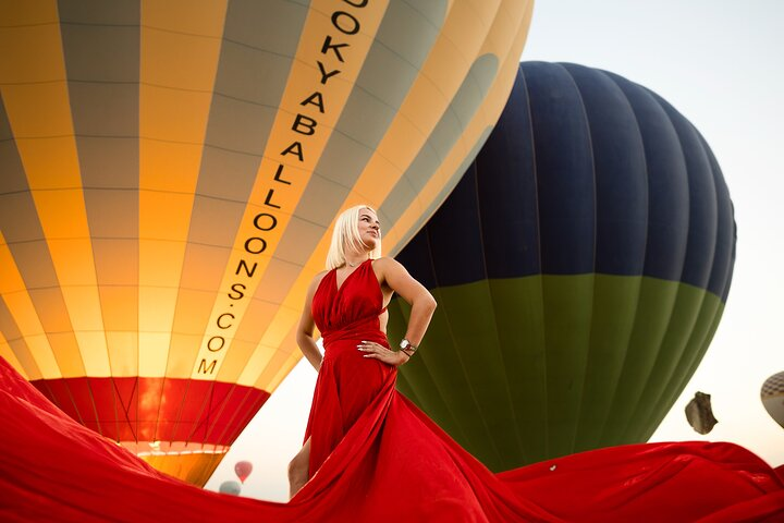 Photoshoot with Balloons in Cappadocia - Photo 1 of 25