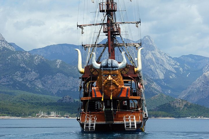 Kemer boat trip from Antalya