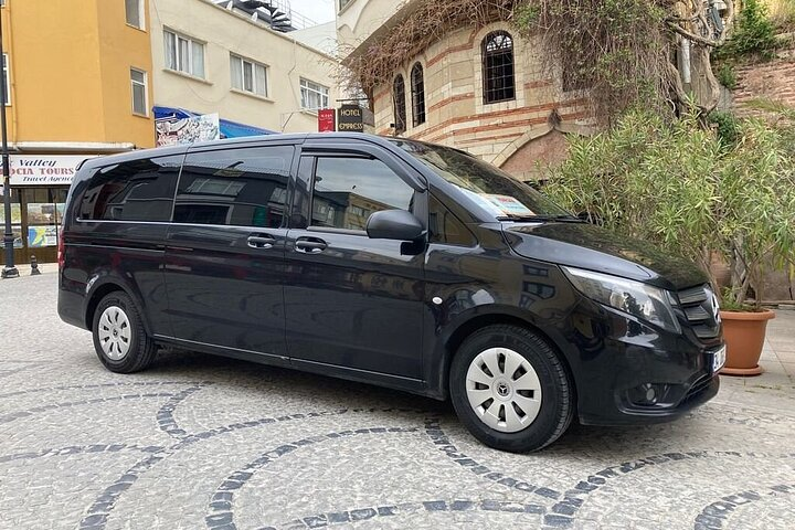  Private car Rental with Driver in Istanbul - Photo 1 of 7