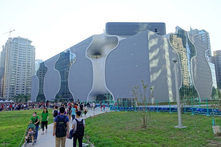 Rainbow Village,Gaomei Wetland &Wuqi Branch Office from Taichung