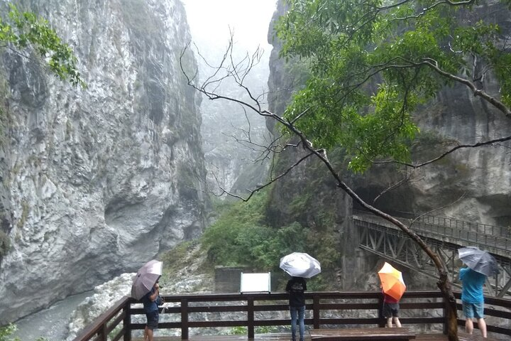 Full Day Tour in Taroko National Park from Hualien - Photo 1 of 17