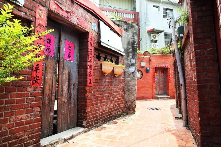 Taichung & Lukang 1 Day Tour  - Photo 1 of 4