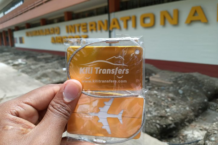 Free luggage tags on all our transfers!