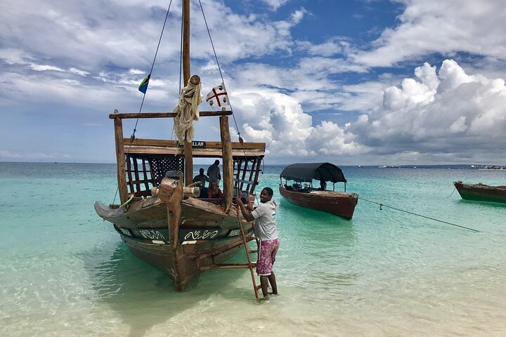 Sea Trip in Nakupenda Known as Disappearing Island - Photo 1 of 7