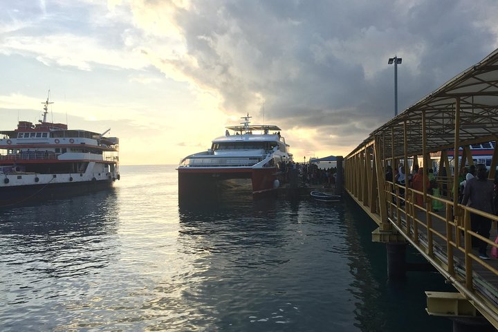 Zanzibar Ferry Terminal Departure Transfers. - Photo 1 of 4