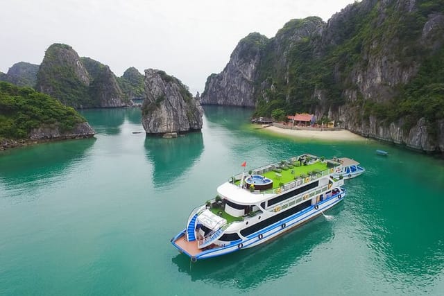 2023 - 2024 La Casta Daily Cruise Luxury Day Tour in Halong Bay