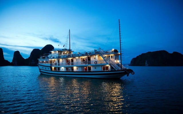 2D1N Ha Long Bay Deluxe 3-Star Cruise from Hanoi | Vietnam - Photo 1 of 7