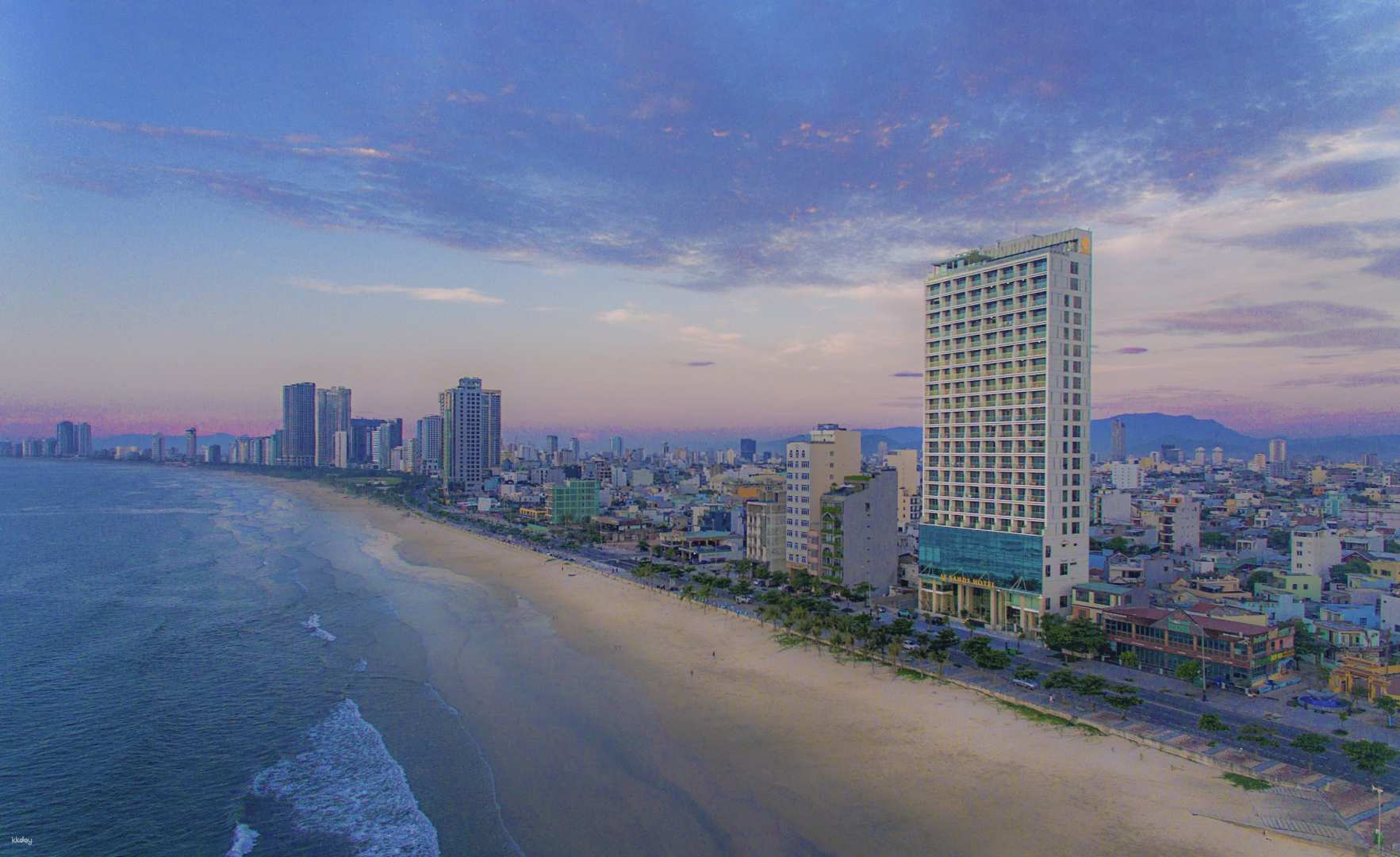 [4D3N + 5D4N] Hotel with Free and Easy Bundle: Le Sands Ocean Front Da Nang Hotel | Vietnam - Photo 1 of 10