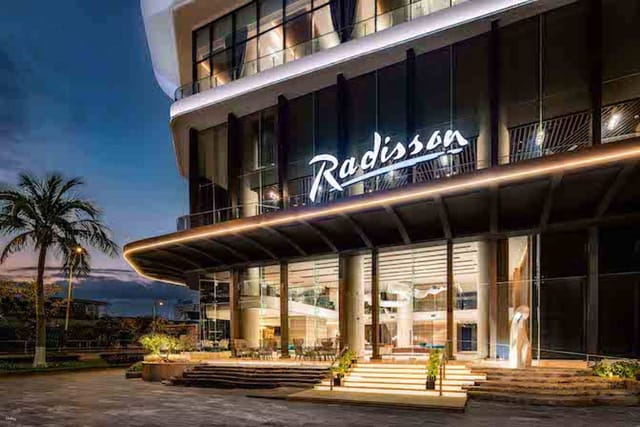 [4D3N + 5D4N] Hotel with Free and Easy Bundle: Radisson Hotel Danang | Vietnam - Photo 1 of 9