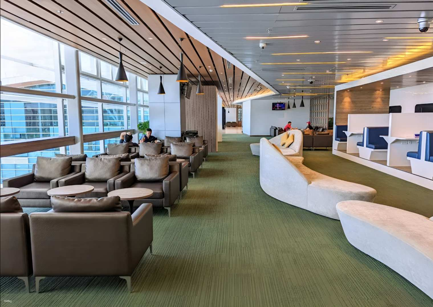 Da Nang Business Lounge (Domestic and International Terminal) At Da Nang International Airport - Photo 1 of 9