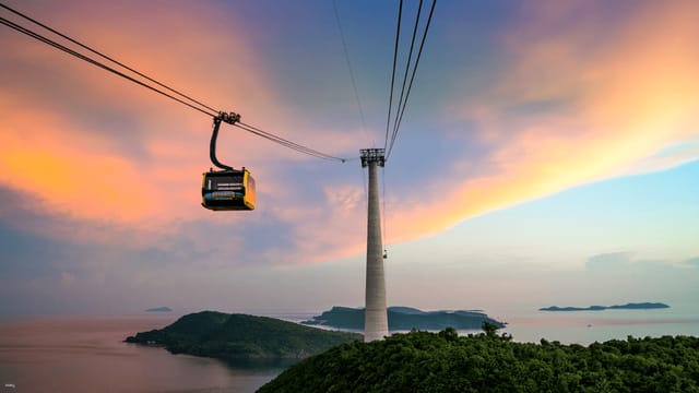 Day Tour | Phu Quoc 4 Islands Tour With Hon Thom Cable Car Experience - Photo 1 of 10