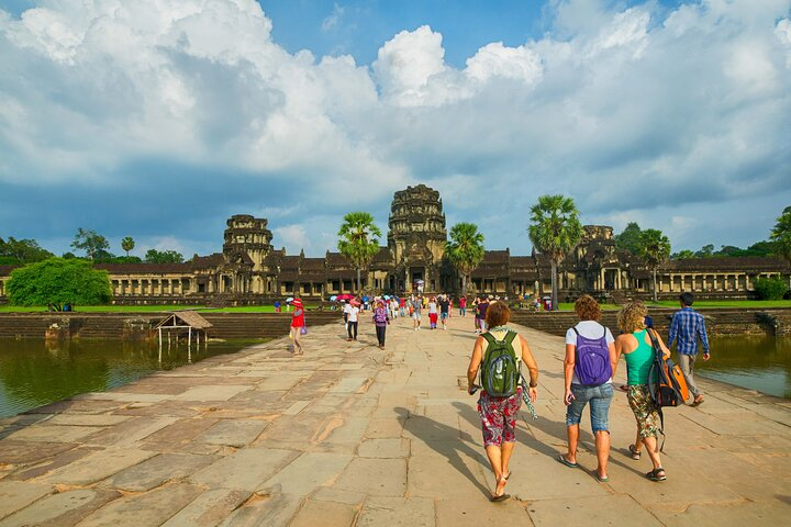 Discover Vietnam - Cambodia - Thailand in 22 Days - Photo 1 of 12