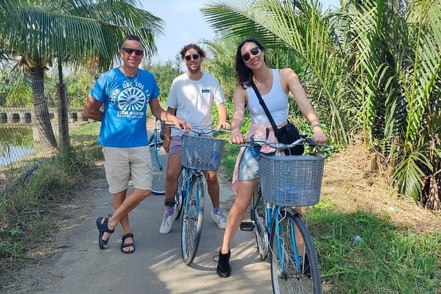 Eco Basket Boat By Bicycle and Vietnamese Set Menu - Photo 1 of 15