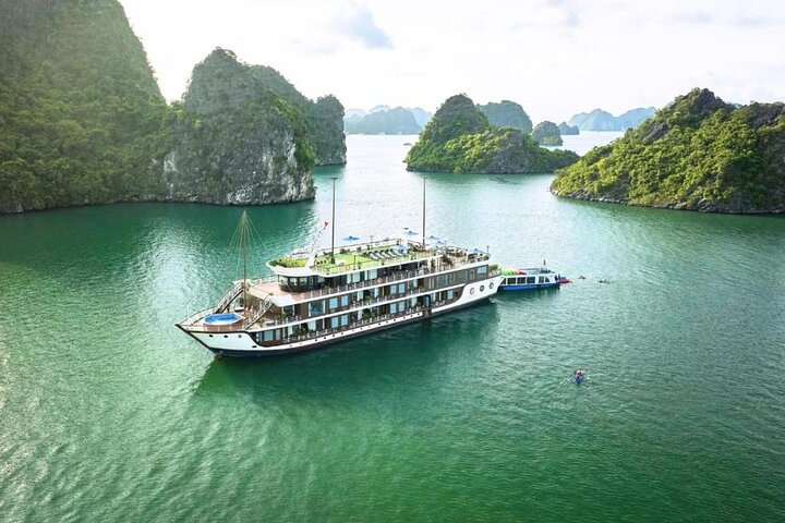 Exploring Halong Bay with 2-Day Cruise  - Photo 1 of 9