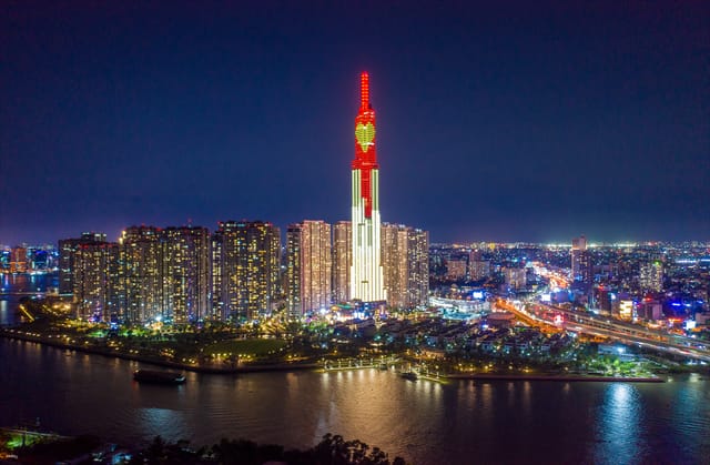 [Girls' trip in Ho Chi Minh] Saigon River Cruise & Dinner Tour on a Double-Decker Sightseeing Boat - Photo 1 of 10