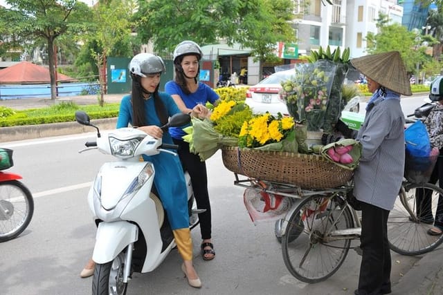 Half day Hanoi Classic on Motorbike  - Photo 1 of 7