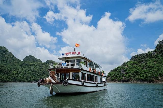  Halong Bay Deluxe Day Tour