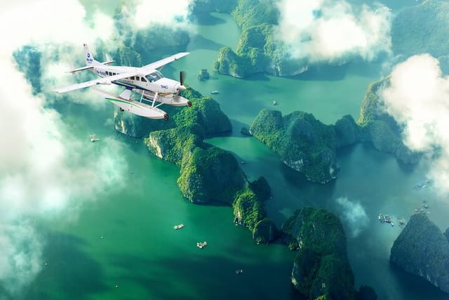 halong-bay-sightseeing-with-seaplane_1