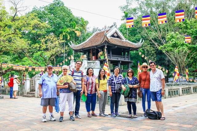 One pillar pagoda